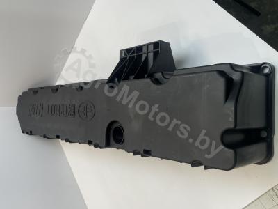 Клапанная крышка 04904716 Вид 2